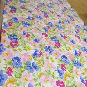 SPRING floral table runner